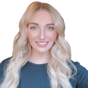 Meet your Posher, Kendra